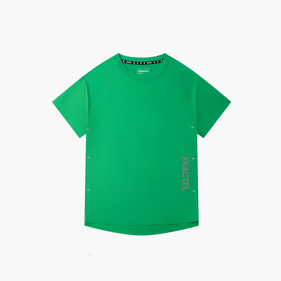Women's V-GREEN BEE Performance Tee