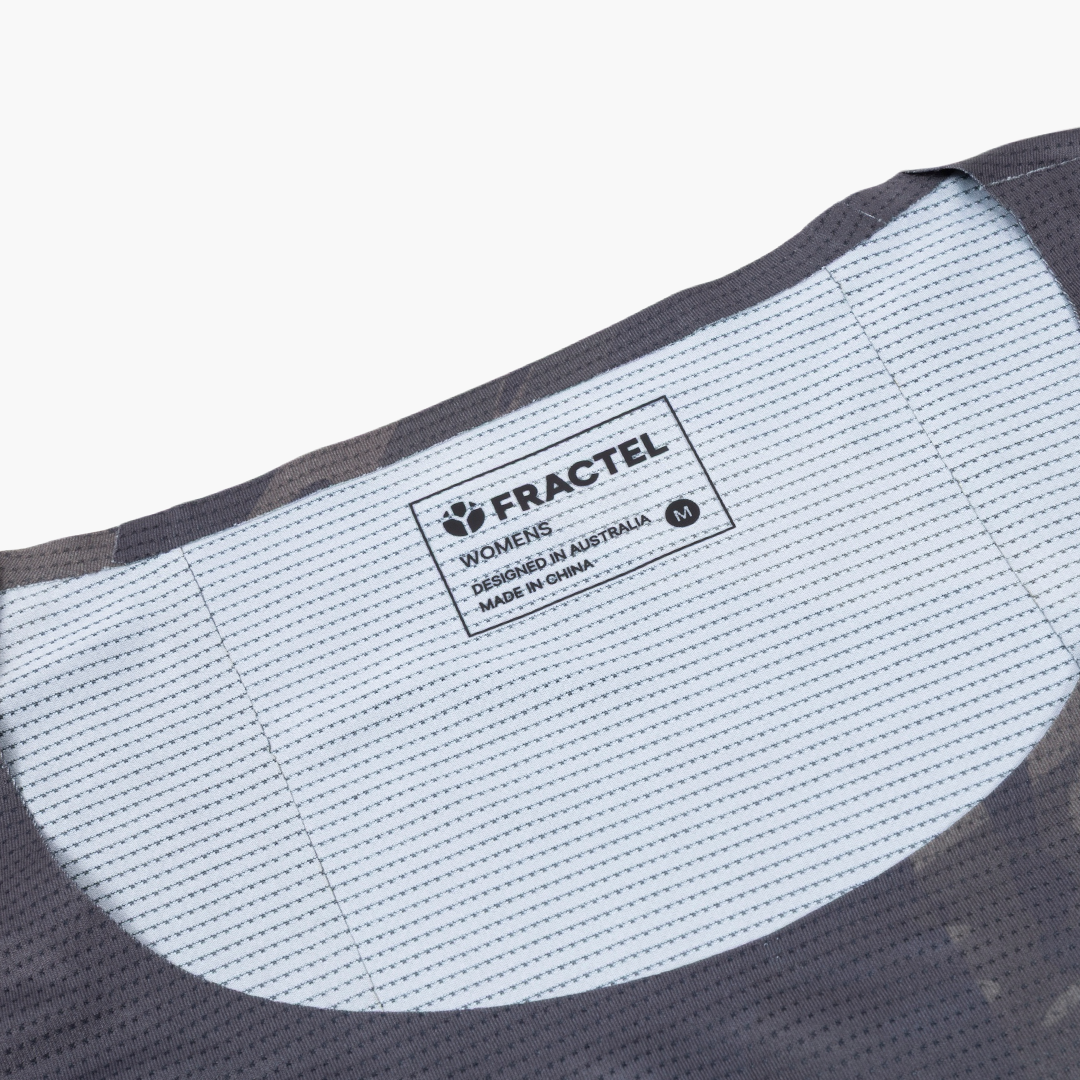 Women's S-UNFURL Performance Singlet